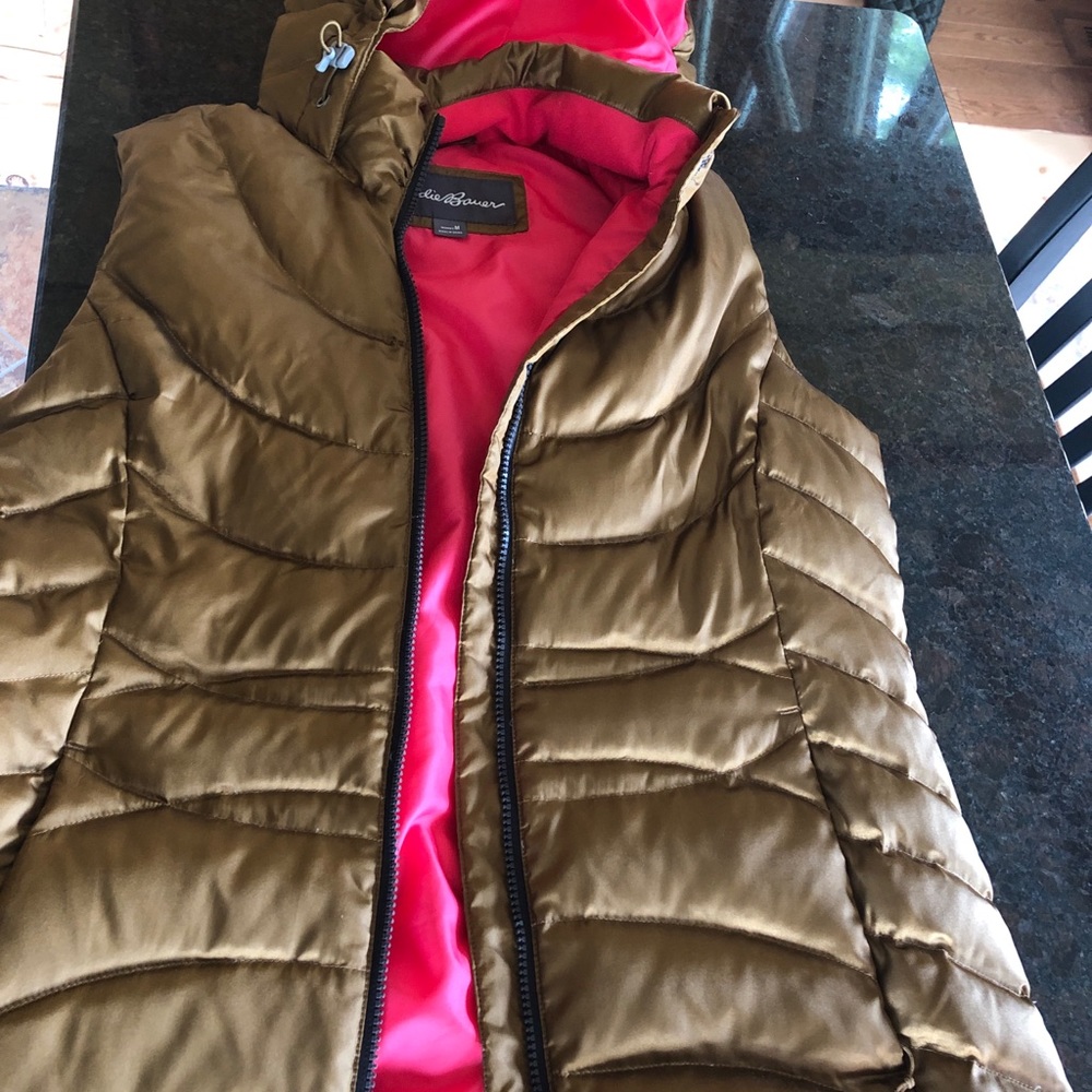 Eddie Bauer bomber Vest with hood - Picture 2 of 3